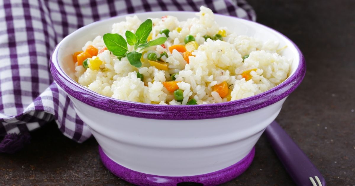 Esta em busca de uma receita de arroz temperado natalino sem uva passa? Clique aqui...