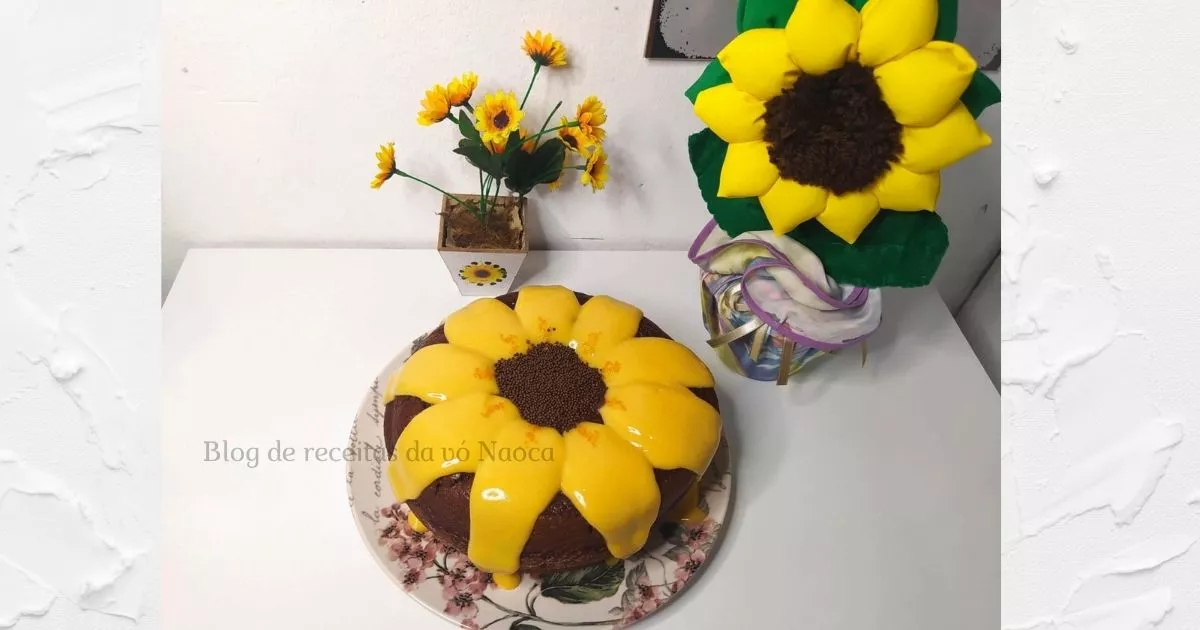 Vó Naoca trouxe receita de bolo de girassol para você fazer em suas festas de...