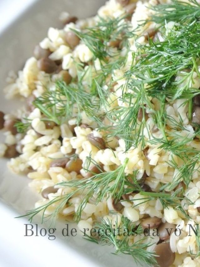 O blog trouxe uma receita de arroz com lentilhas para o Ano Novo. Um arroz...