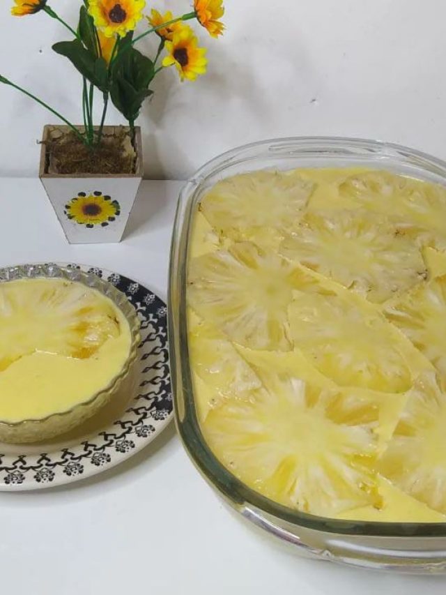 Nessa receita, a vó Naoca te ensinará um mousse de abacaxi da fruta, completamente magnífico,...
