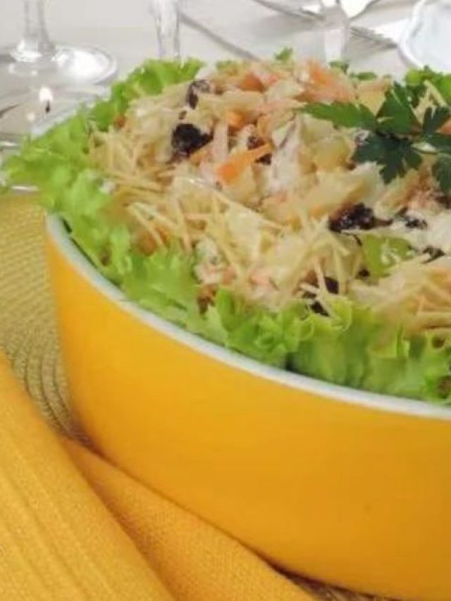 O blog trouxe uma receita de Salpicão de Bacalhau Simples para ensinar para vocês de...