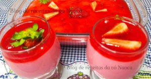 Mousse de Morango Para o Natal