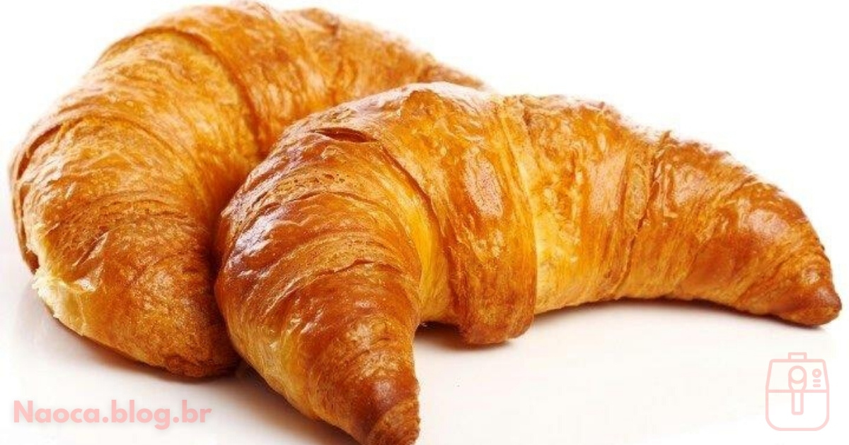 Você quer aprender a fazer um delicioso croissant na airfryer em casa com muita facilidade...