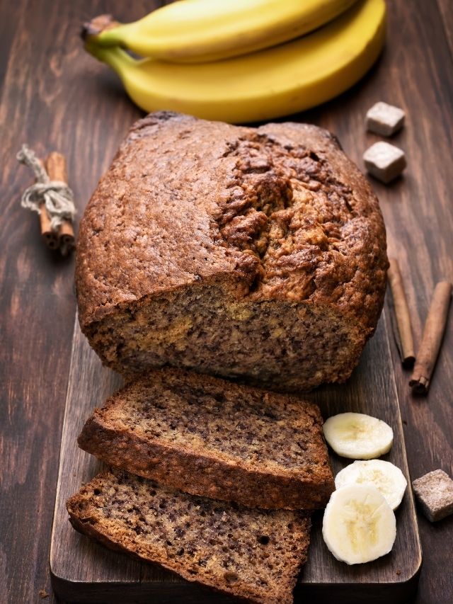 O blog trouxe uma receita de Bolo de Banana de Liquidificador Simples que tem o...