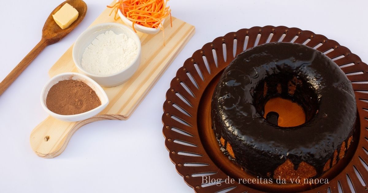 Bolos: Bolo de Cenoura com Nutella