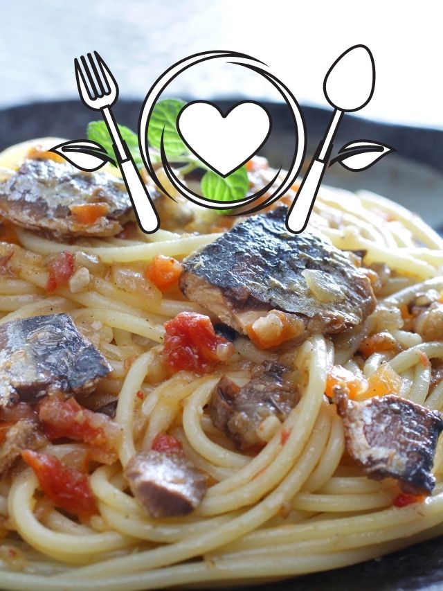 A macarronada de sardinha com molho de Tomate é uma receita econômica e deliciosa. Acompanhe....