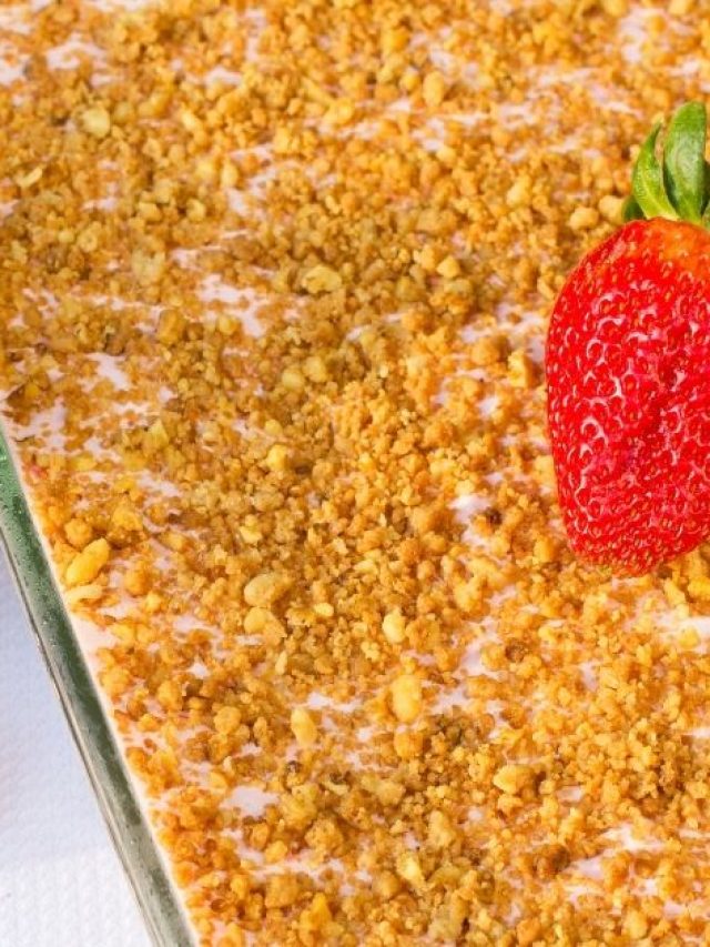 Para quem é apaixonado por sobremesas de morango, aqui o blog ensina um Pavê de...