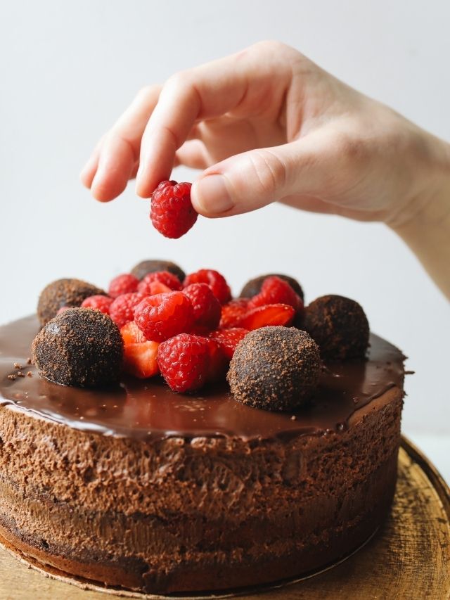 Interessado em aprender a fazer essa receita de Bolo Nega Maluca de Padaria? Acompanhe a...