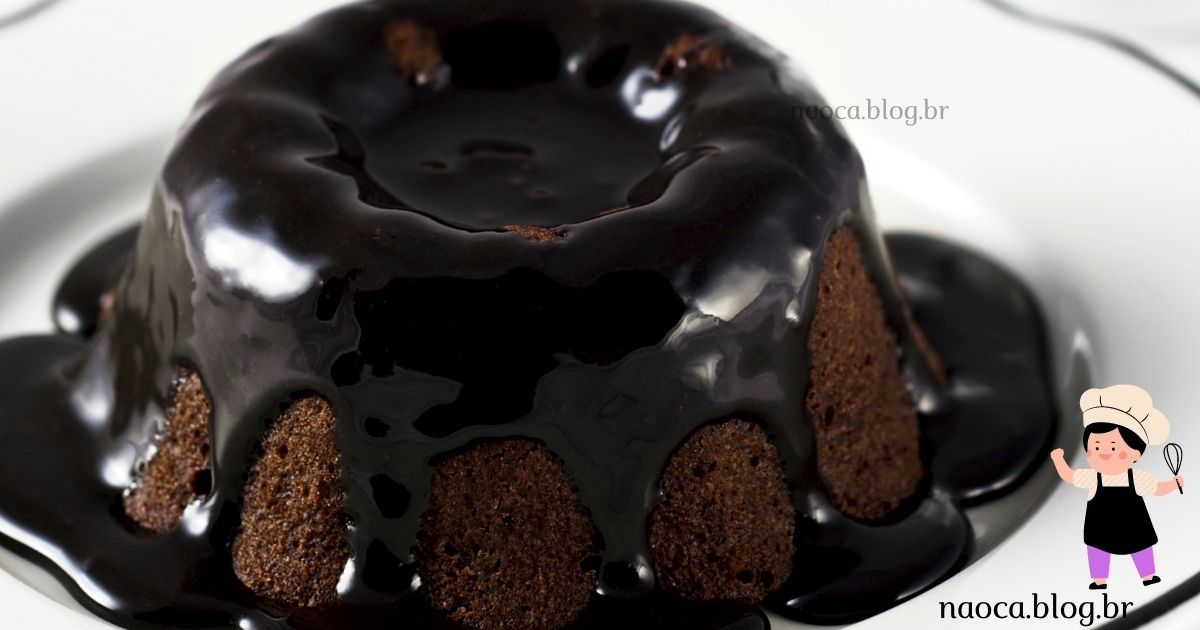 Bolos: Bolo Vulcão de Chocolate e Ganache