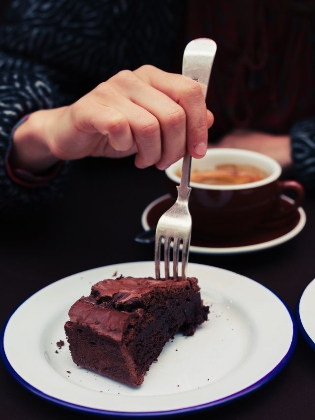 De fato, Bolo de Café com Chocolate não é comum encontrar em padarias ou docerias....