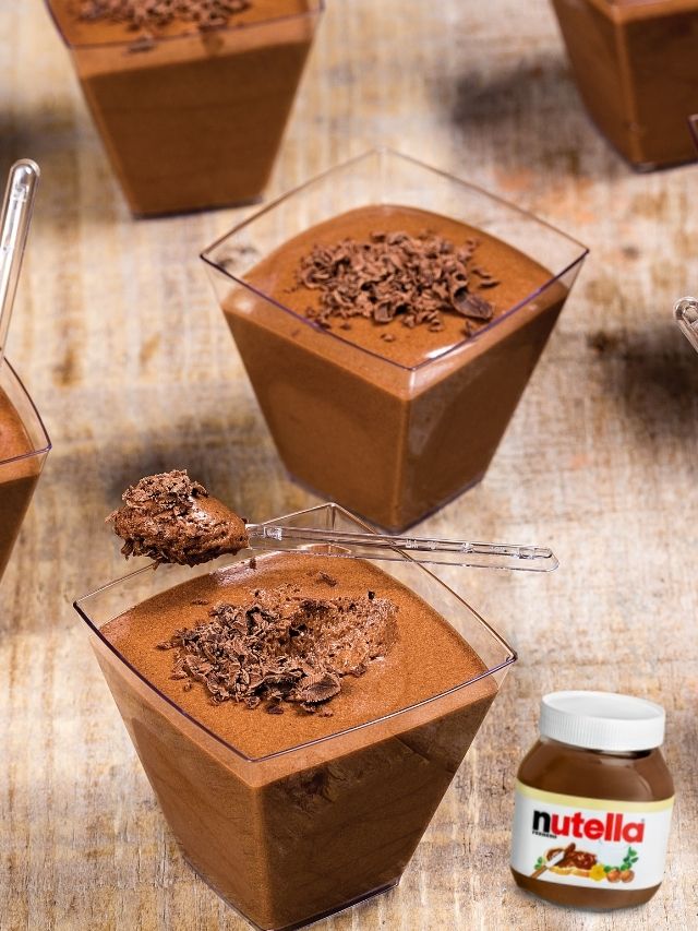 O Mousse de Nutella de Milhões é uma receita de sobremesa muito simples de fazer...