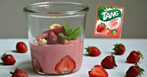 Mousse de Morango com Tang e Iogurte Natural