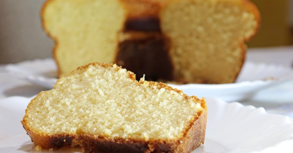 Veja agora mesmo como preparar esse bolo de leite quente, se você nunca fez e...