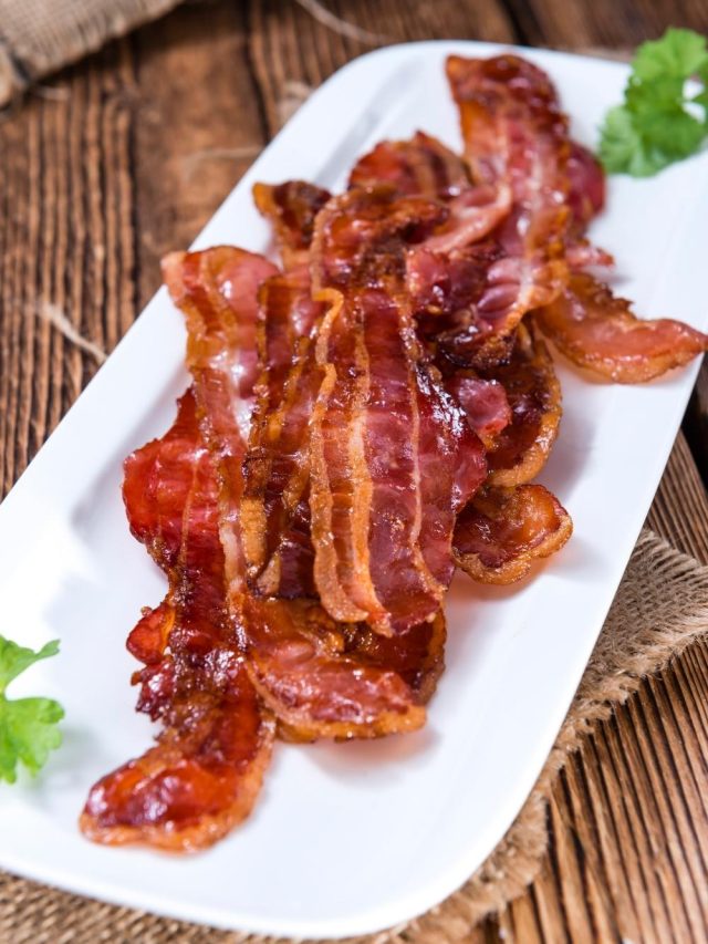 Veja como prepara bacon sem óleo, é possível sim fazer bacon na airfryer. E eu...