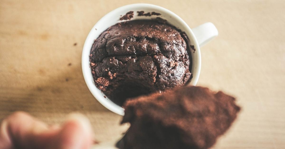 Caneca: Brownie de caneca Rápido e Fácil