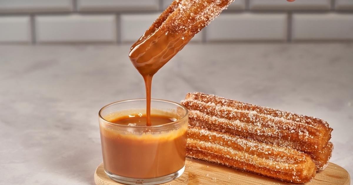 Vem aprender a fazer a massa correta do churros e preparar na airfryer, então teremos...