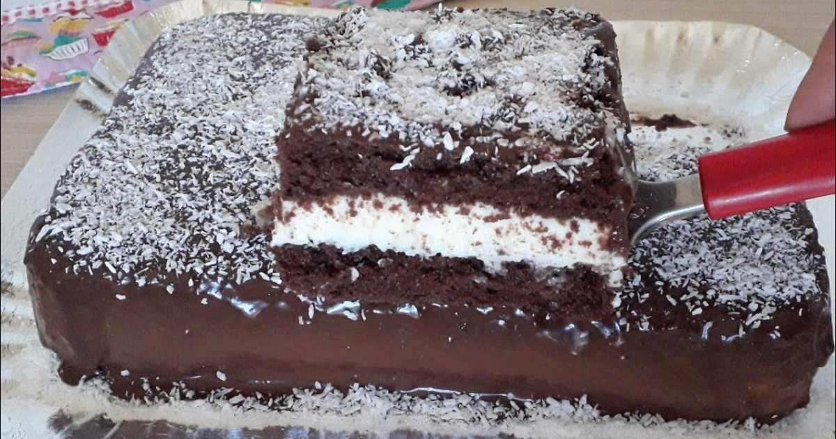 Bolo de prestígio gelado é uma delícia que combina chocolate e coco. Aprenda a fazer...