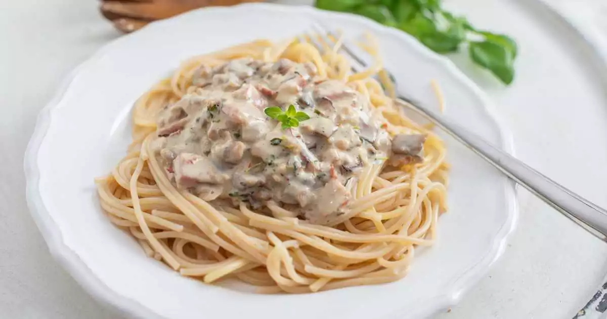 Massas: Macarrão com Atum