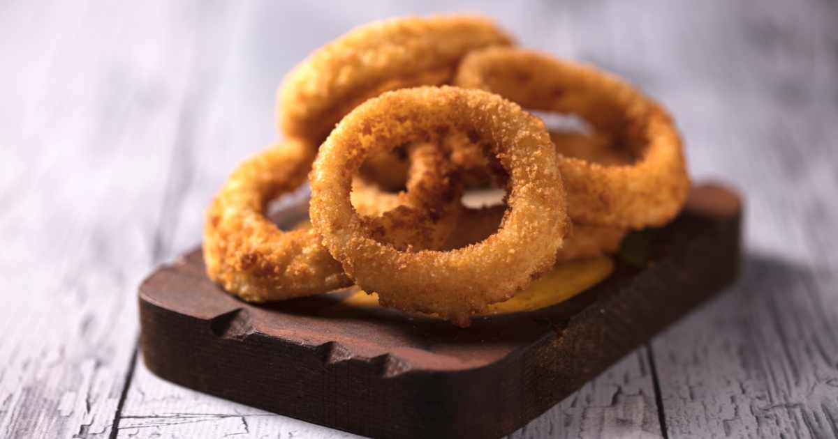 Petiscos: Onion Rings