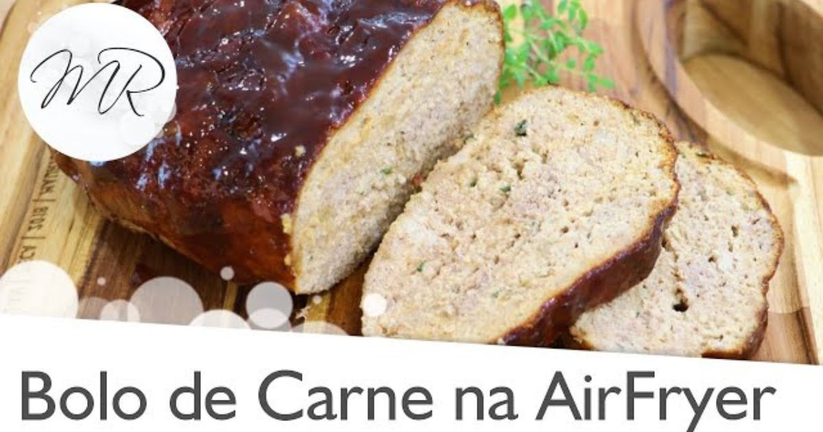 O bolo de carne moída na airfryer é uma refeição reconfortante e prática, perfeita para...