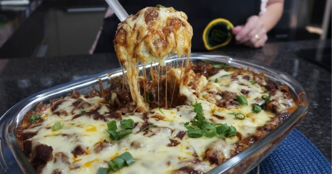 Carnes: Picadinho de Forno na Travessa: Uma Receita Fácil e Prático de Fazer