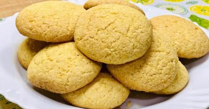 Biscoitos: Biscoitinho de Broa Sem Leite e Sem Trigo