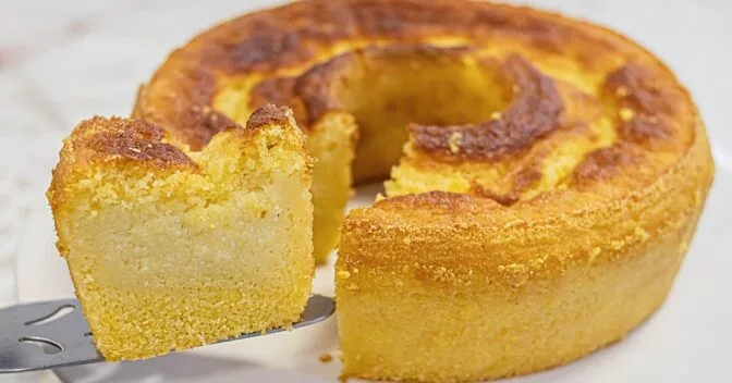 Bolos: Bolo de Fubá Cremoso e Saboroso