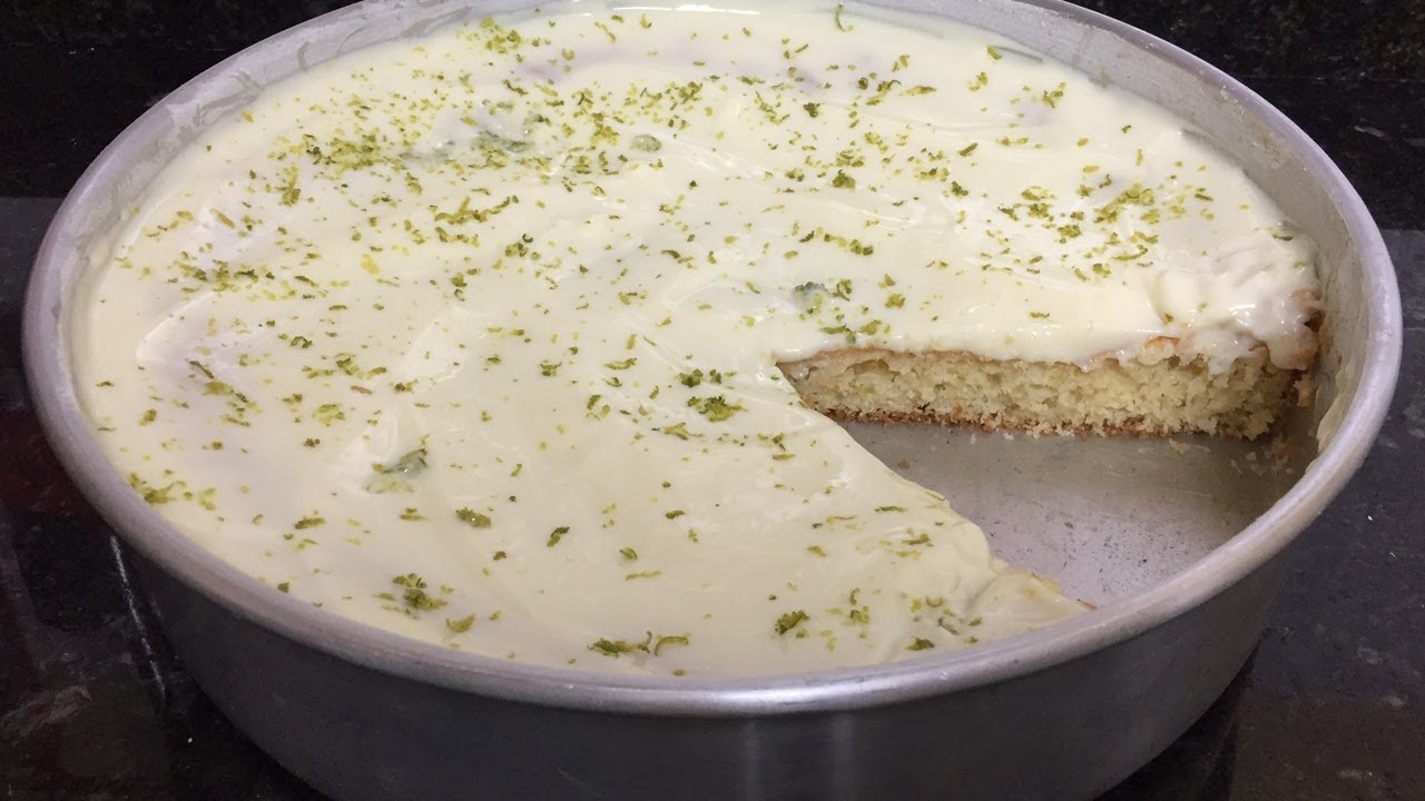 O Bolo de Limão Fofinho de Liquidificador é uma receita simples e deliciosa que combina...