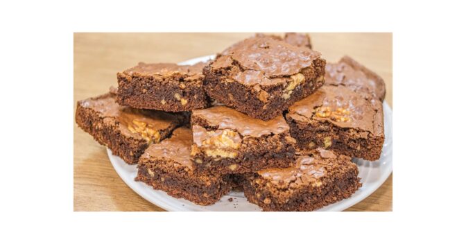 Brownies: Brownie de Chocolate com Nozes Super Fácil