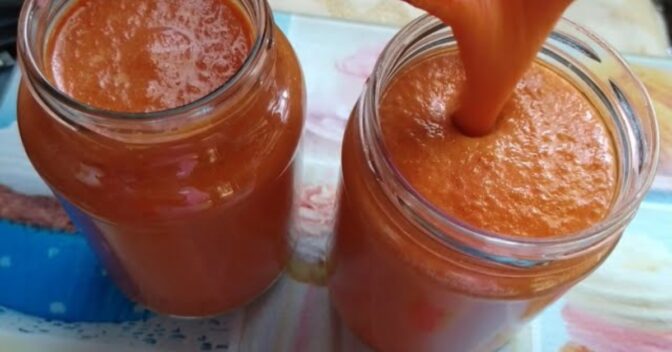 Molhos: Molho de Pimenta Caseira: Uma Receita Simples e Saborosa