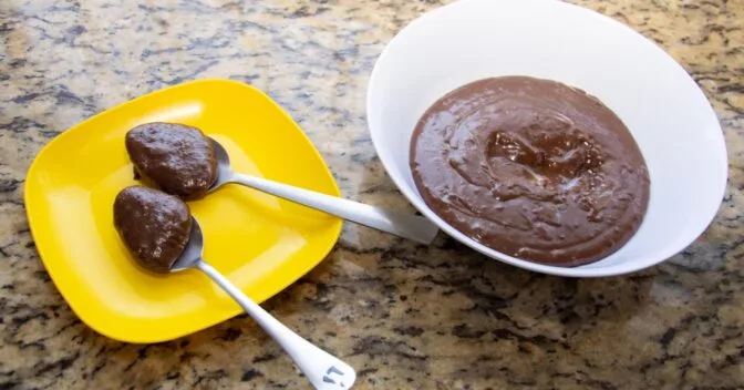 Saudável: Receita de Brigadeiro Fit de Banana Para Comer de Colher