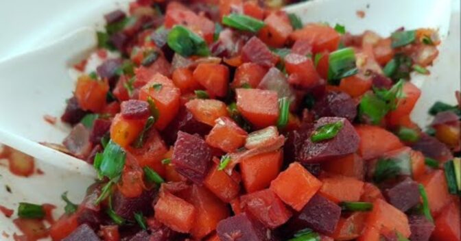 Saladas: Receita de Salada Vermelha Nutritiva com Beterraba e Cenoura