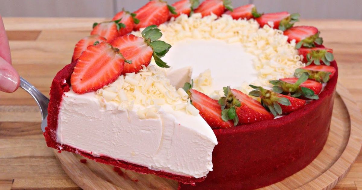 Esta é uma receita deliciosa de torta red velvet ideal para celebrar o dia das...