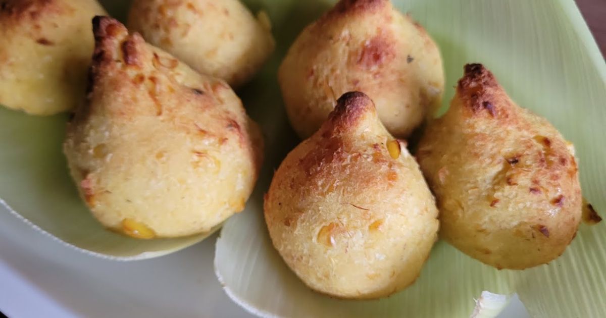 A coxinha com massa de milho é uma variação mais saudável e nutritiva da tradicional...