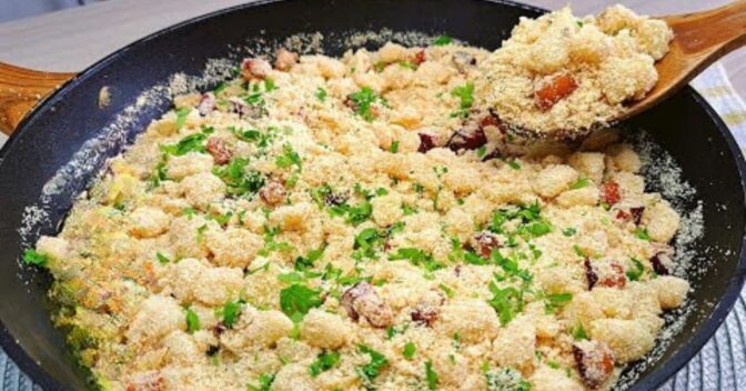 Farofa: Farofa de Abacaxi com Bacon: Uma Deliciosa Opção Para O Seu Almoço de Domingo