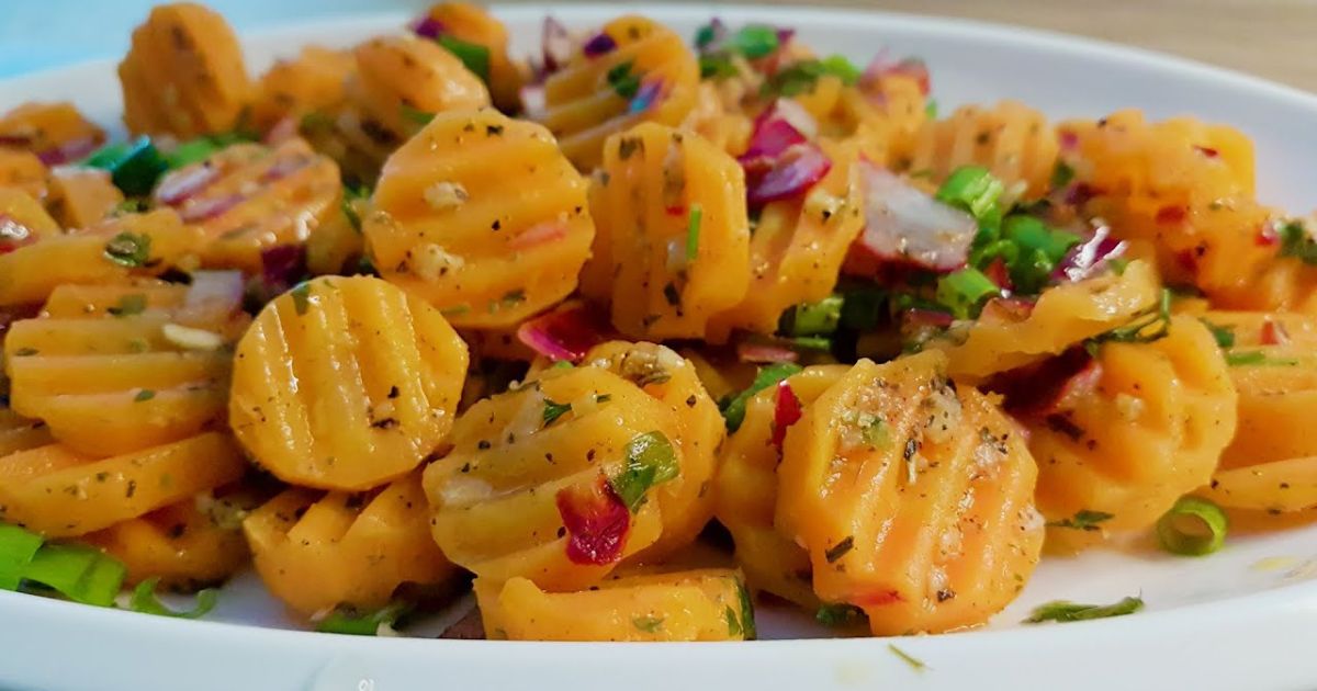 A salada de cenoura com temperos especiais é uma adição vibrante e nutritiva ao seu...