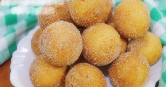 Lanche: Bolinho Suiço Perfeito Para o Seu Café da Tarde