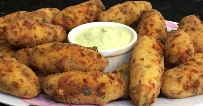 Lanche: Bolinho de Arroz Muito Fácil e Delicioso