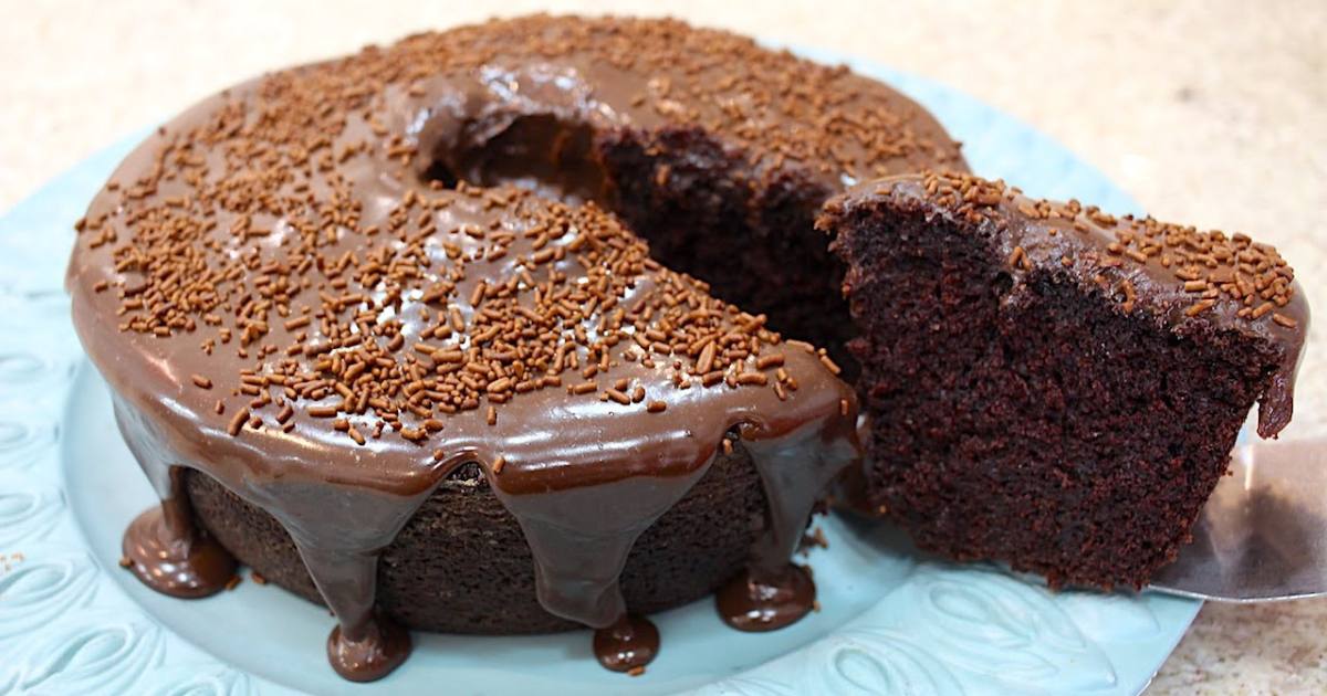 O Bolo Fofinho Nega Maluca é uma deliciosa receita de bolo de chocolate, conhecida por...