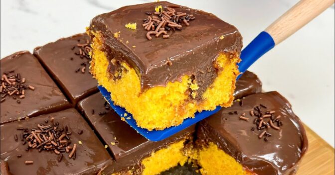 Bolos: Bolo de Cenoura Sem Farinha de Trigo com Cobertura Estruturada de Chocolate