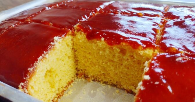 Festa Junina: Bolo de Fubá de Corte com Cobertura de Goiabada para a Festa Junina