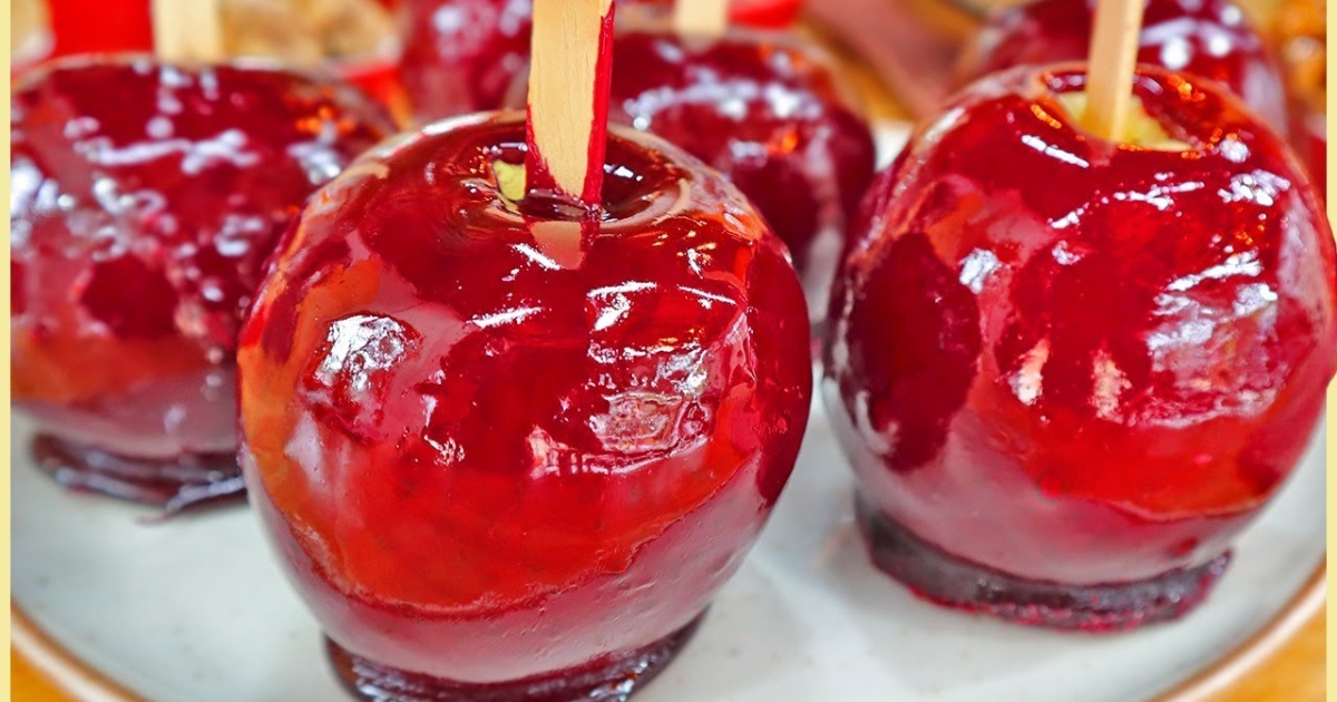 Receita de Maçã do Amor Fácil e Delicioso Para a Sua Festa Junina A Maçã...