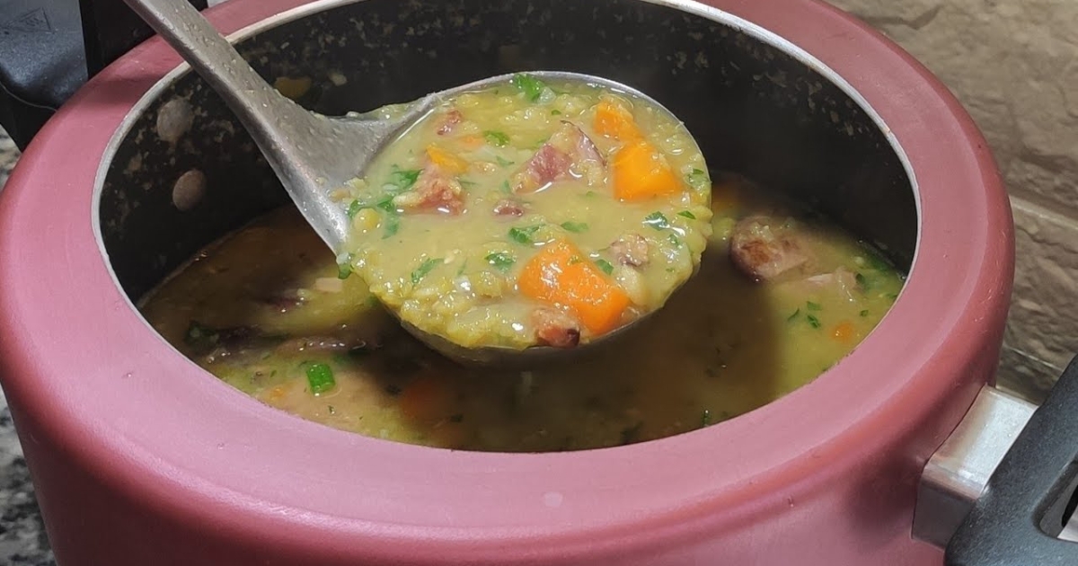 Sopa de Ervilha Fácil e Nutritiva Pronta em 15 Minutos na Panela de Pressão