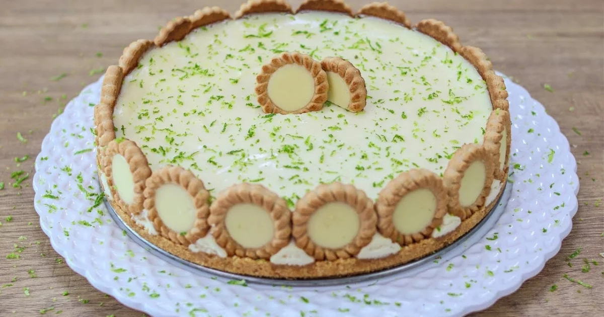 Torta de Limão com Tortinhas Simples e Fácil A “Torta de Limão com Tortinhas” é...