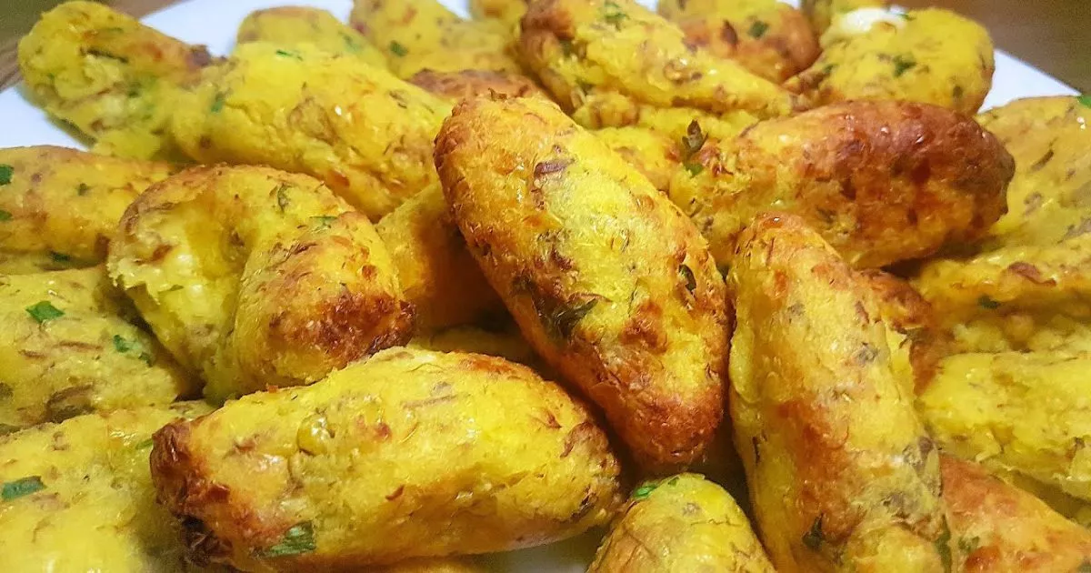 Você Já Comeu Esse Bolinho de Milho Verde Frito Sem Trigo na Airfryer? É Uma Delícia!