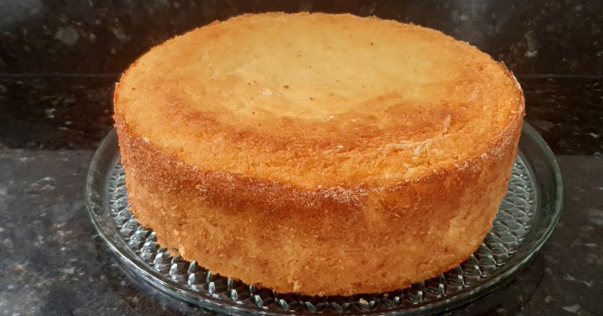 Vamos preparar um delicioso bolo de macaxeira, conhecido como “mané pelado”. Este bolo é feito...