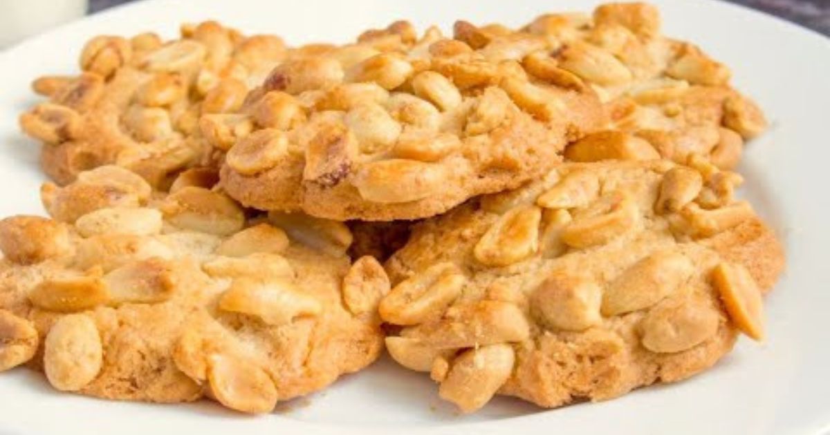 Os cookies de amendoim são uma deliciosa opção para quem busca um doce caseiro e...