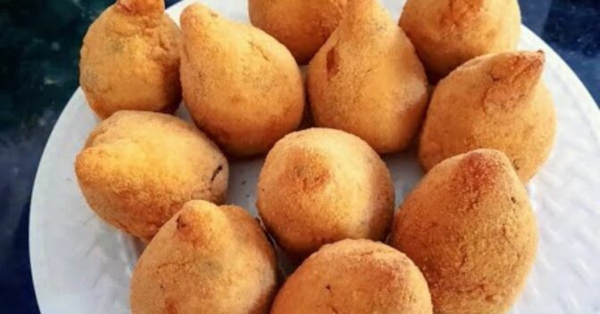 Especiais: Deliciosa Coxinha com Massa de Mandioca: Receita Super Fácil de Fazer