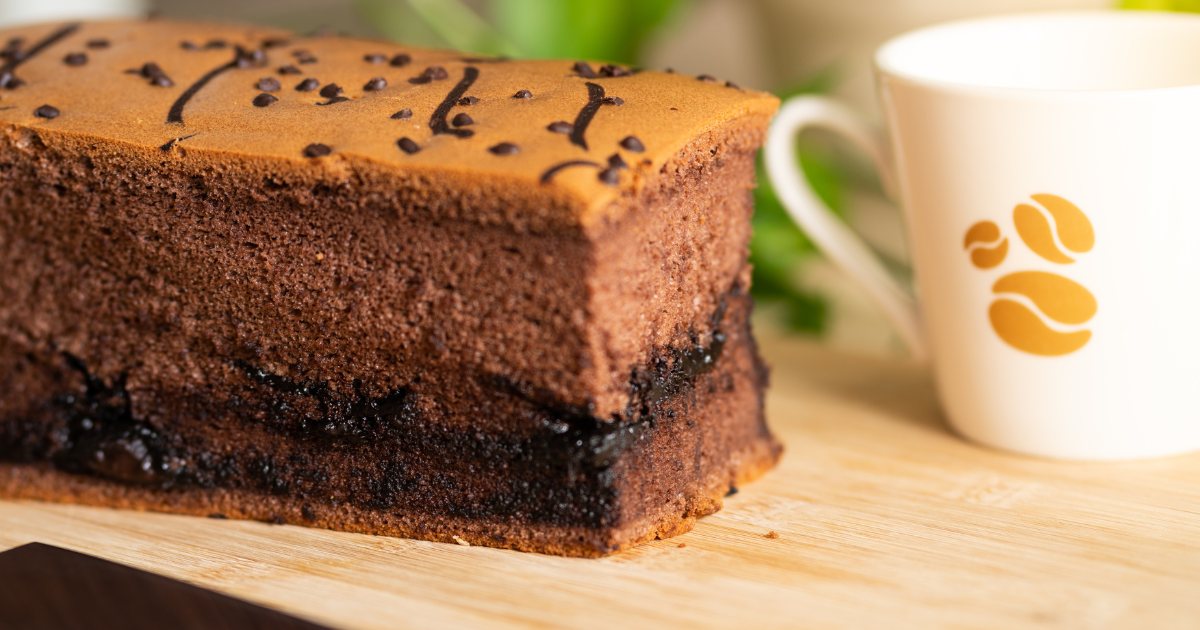 Como Fazer o Pão-de-ló de Chocolate Mais Fofinho Que Você Vai Ver Hoje na Internet!