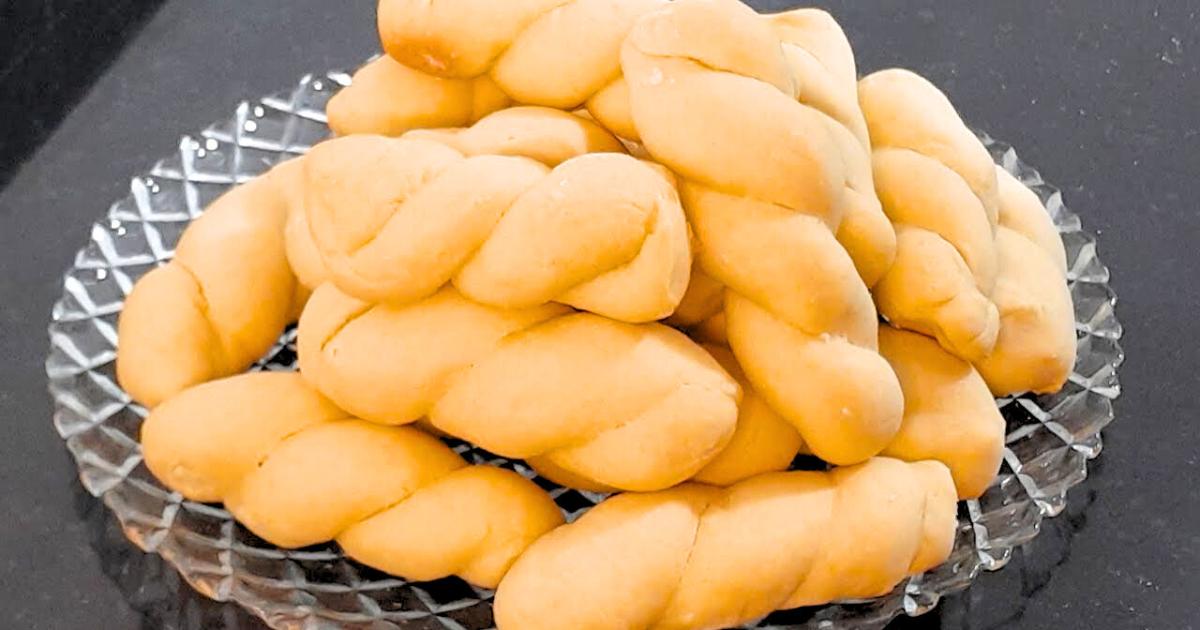 Rosquinhas de Trigo da Vovó Prepare-se para se deliciar com uma receita super fácil e...